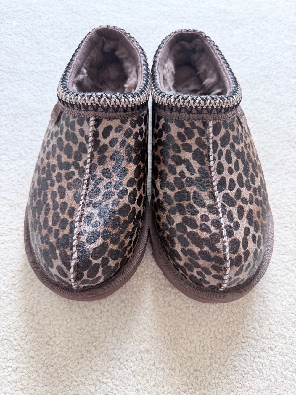 UGG Leopard Calf Hair Pony Hair Tasman Size 9 New! Slip-On Slippers